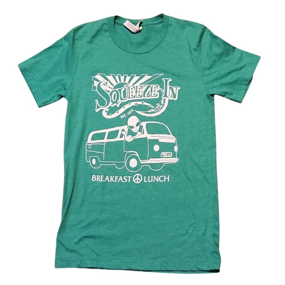 Squeeze In Las Vegas women's small green short sleeve green Alien t-shirt